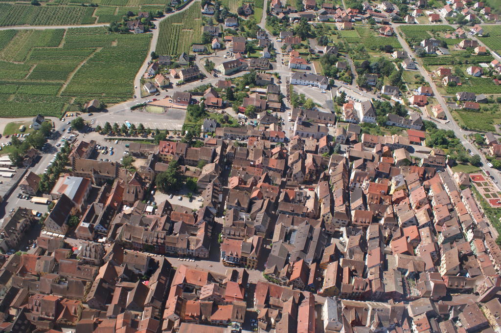 Gites Les Bains Riquewihr Exterior photo