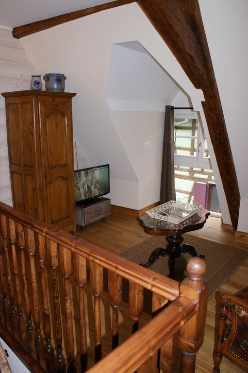 Gites Les Bains Riquewihr Room photo