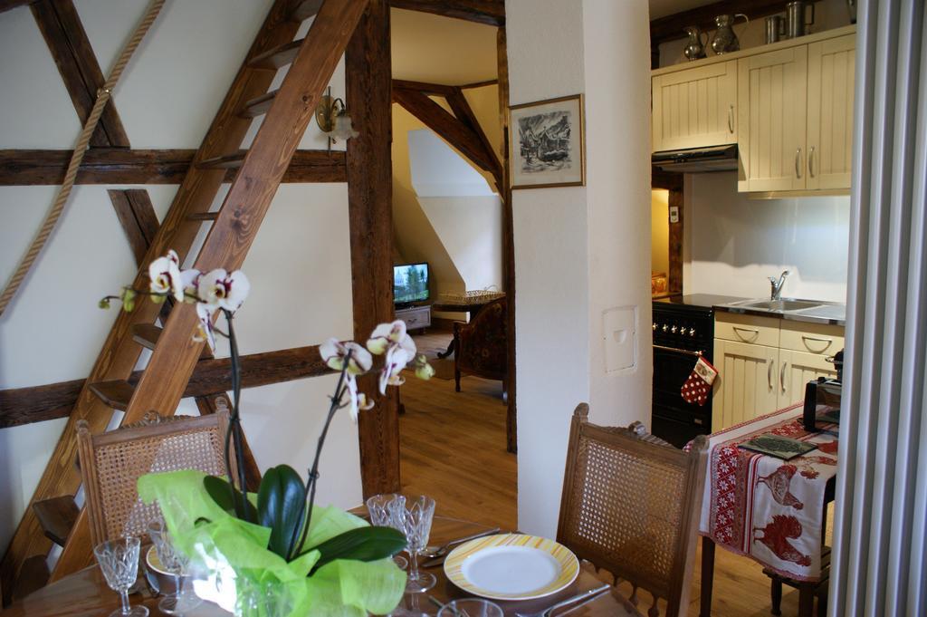 Gites Les Bains Riquewihr Room photo