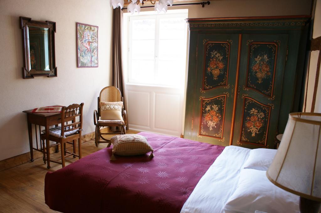 Gites Les Bains Riquewihr Room photo