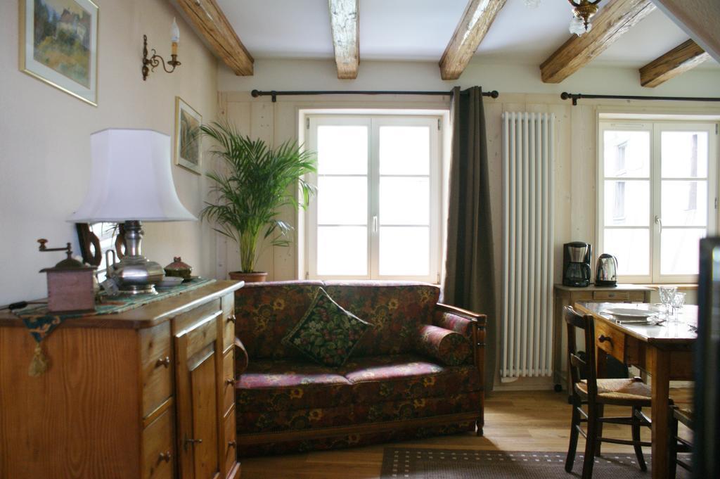 Gites Les Bains Riquewihr Room photo