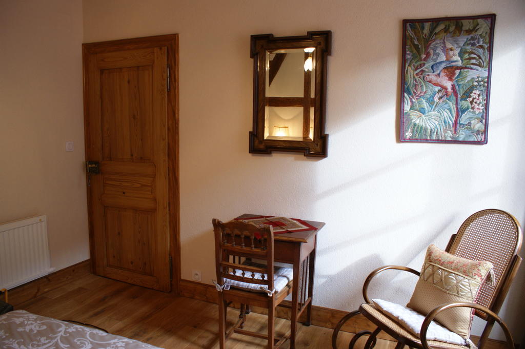 Gites Les Bains Riquewihr Room photo